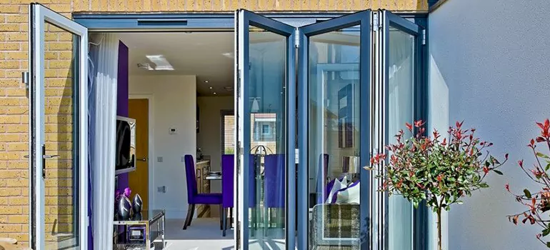 Bifold Door Repairs Near Me in Golden Gate, FL
