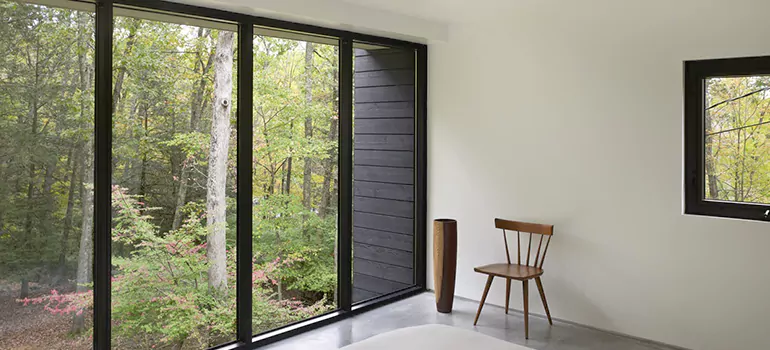 Bulletproof Window Protection Services in Golden Gate, FL