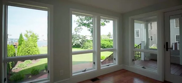 Double-hung Window Repair in Golden Gate, FL